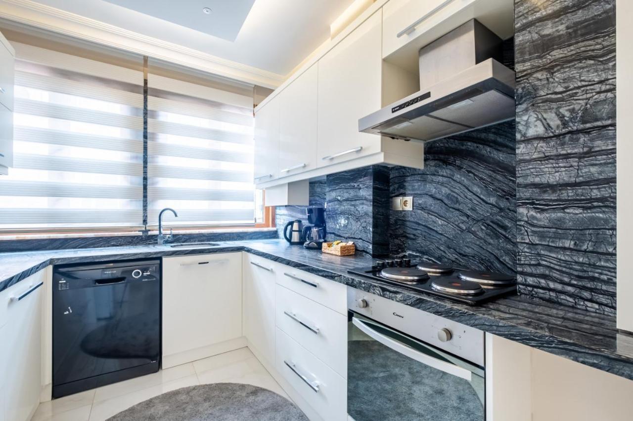 Captivating Flat With Balcony Near Besiktas Pier Apartment Istanbul Exterior foto